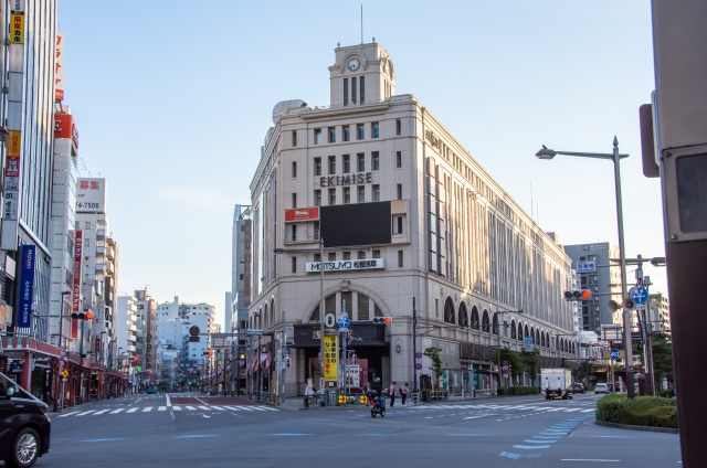 東京都台東区のご当地グルメ 美味しいもの 名物 お土産 飲食店情報 うさぎや 徳太樓 Think レストラン香味屋..